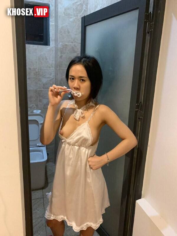 Clip Sex Em Tiktoker Mlinhh loli vú ngon địt cực sung với bạn trai (Full Clip) 8 Clip Sex Em Tiktoker Mlinhh loli vú ngon địt cực sung với bạn trai (Full Clip) - Hình 03