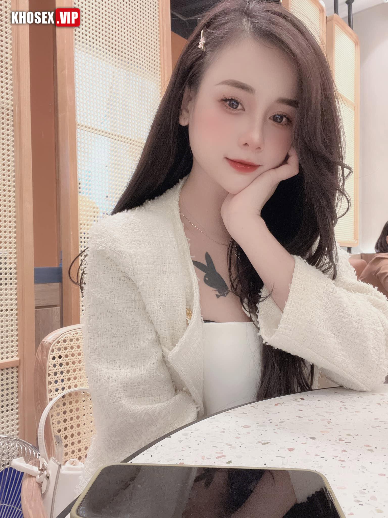 Clip sex check hàng em Tiểu Long Nữ ngây thơ dễ thương - Hình 01