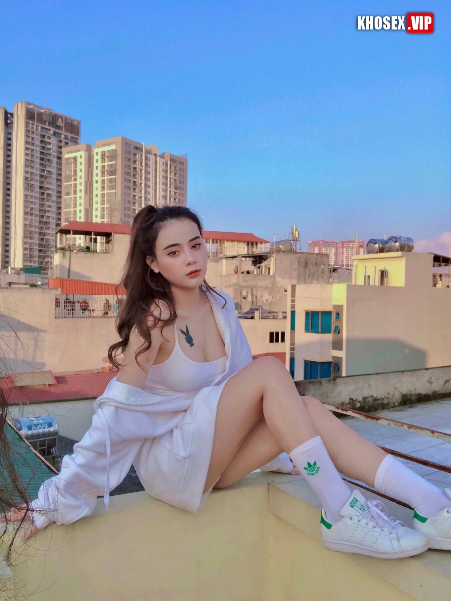 Clip sex check hàng em Tiểu Long Nữ ngây thơ dễ thương - Hình 03