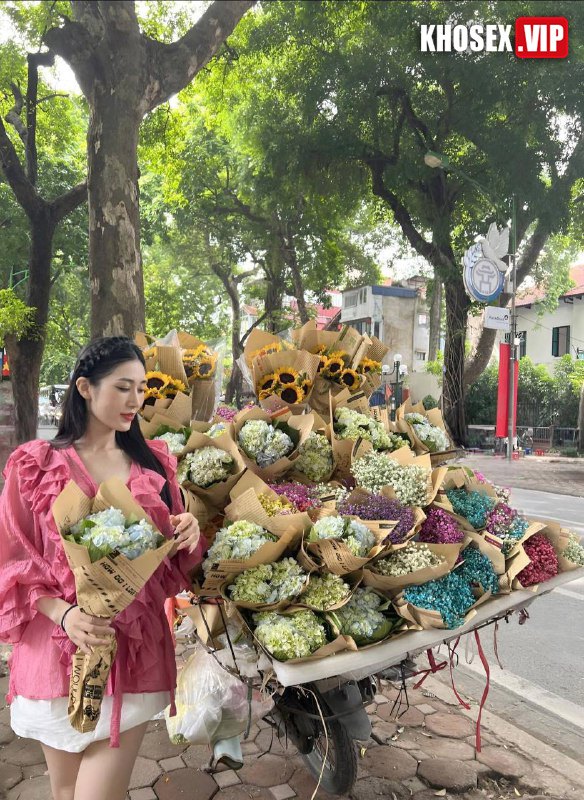 Em gymer Bùi Thu Hằng lộ clip sex địt nhau với người yêu trong khách sạn - Hình 01