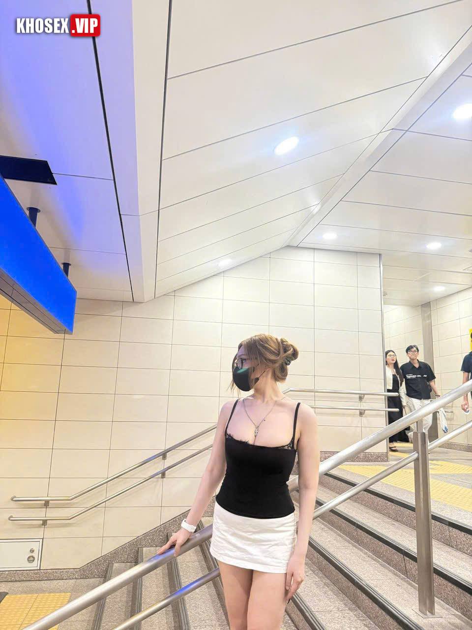 Siêu phẩm Ivy Nguyễn 2k3 dâm đãng vú bự doggy xuất trong nhầy nhụa - Hình 04