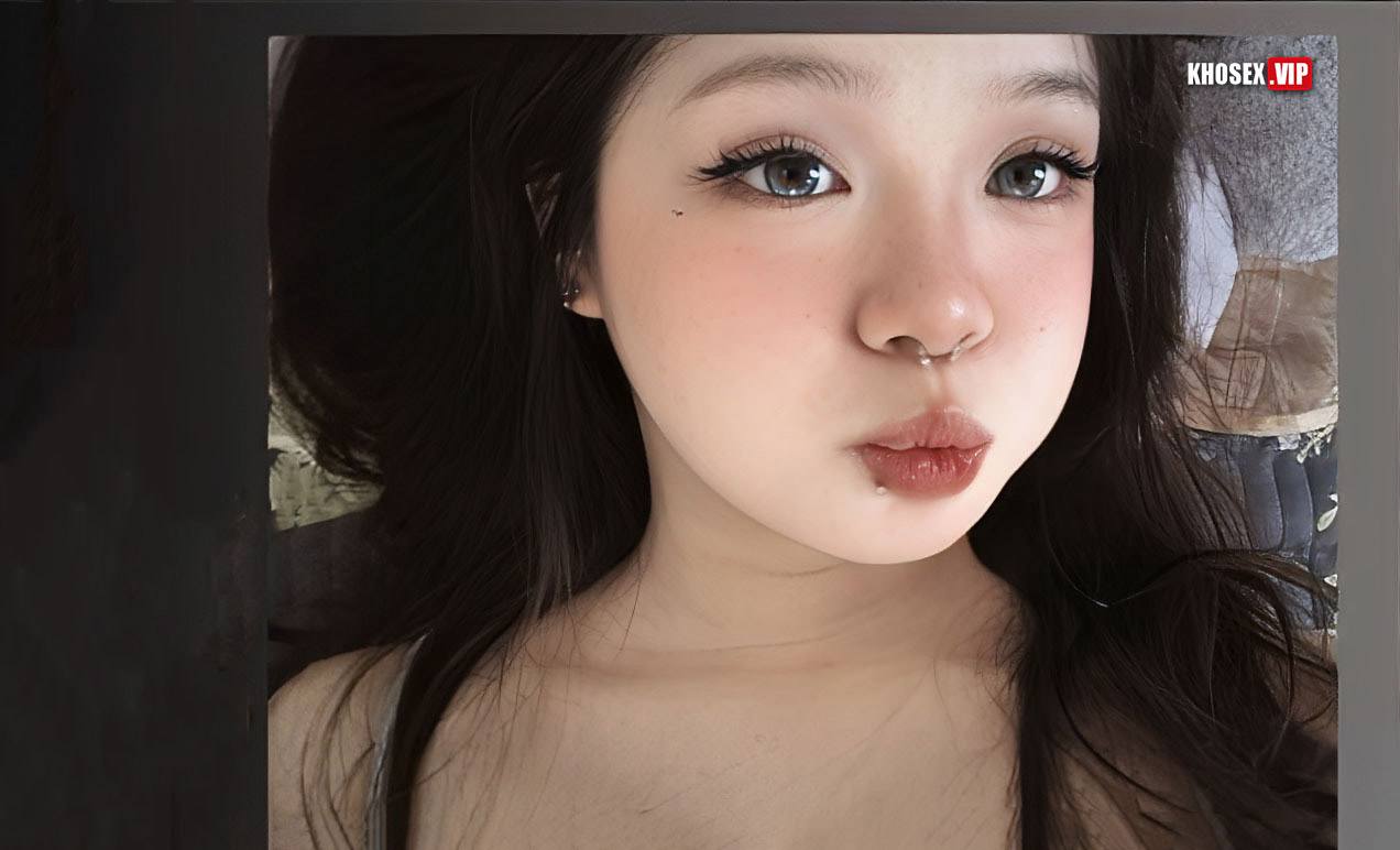 Siêu phẩm Nguyễn Thị Thảo gái xinh khẩu dâm nứng nổ cặc - Hình 01