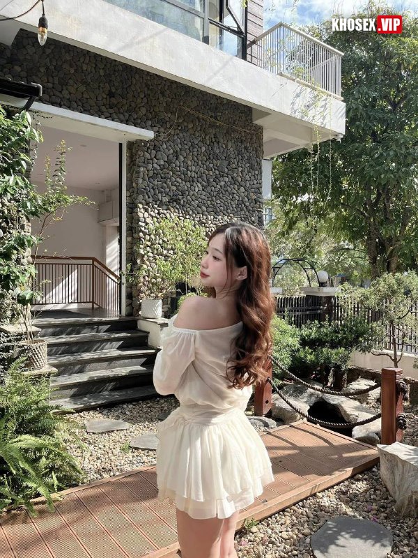 Clip sex Bùi Phương Thảo địt nhau cùng bạn trai chym to - Hình 04