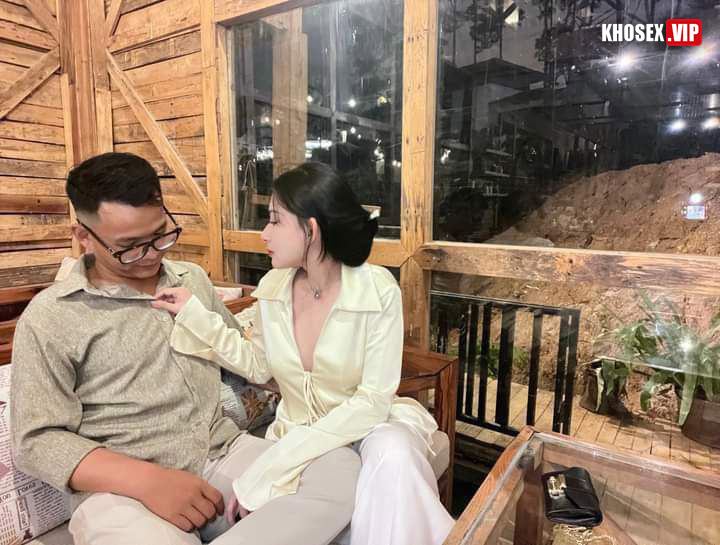 Em gái xinh rên rỉ vì anh địt quá nứng - Hình 08