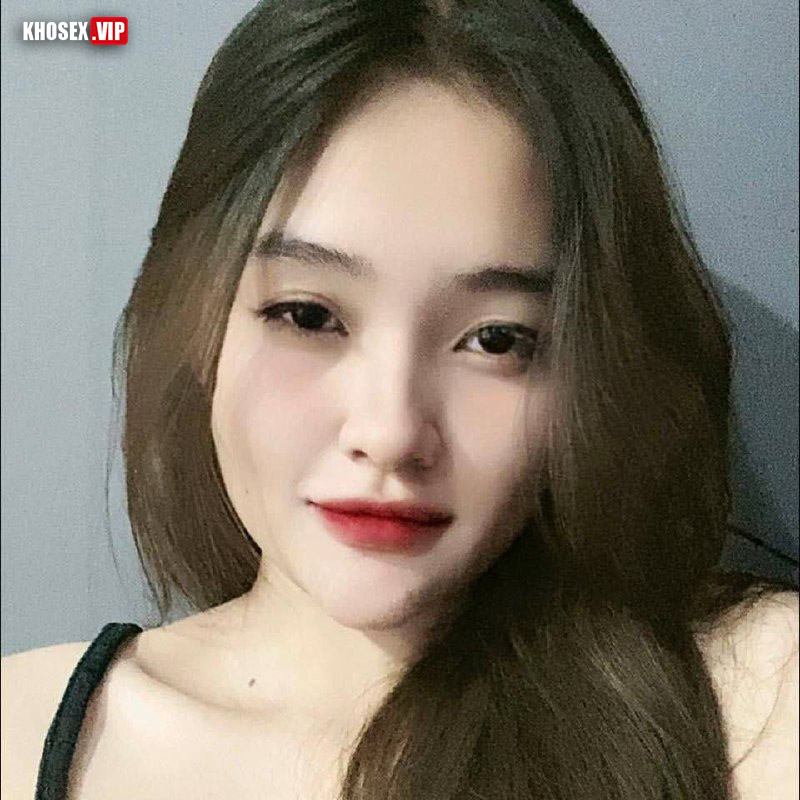 Em gái xinh vừa xem sex vừa địt nhau với người yêu (Full Clip + Pic) - Hình 01