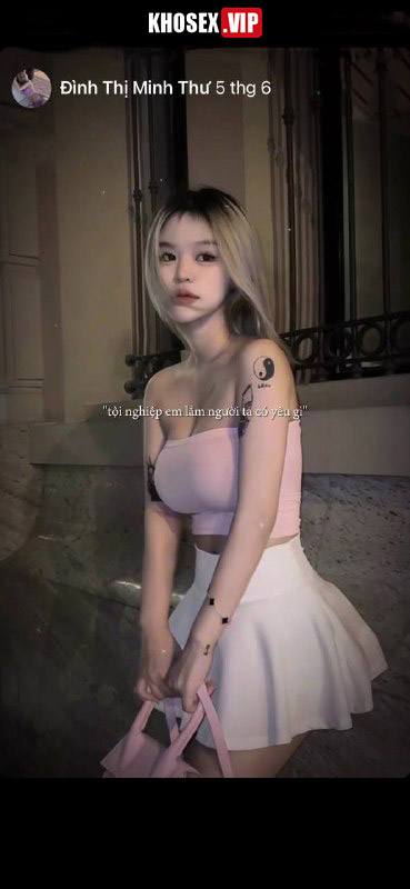 Lộ clip sex Đình Minh Thư gái mới lớn với cặp mông to tròn ngon - Hình 03