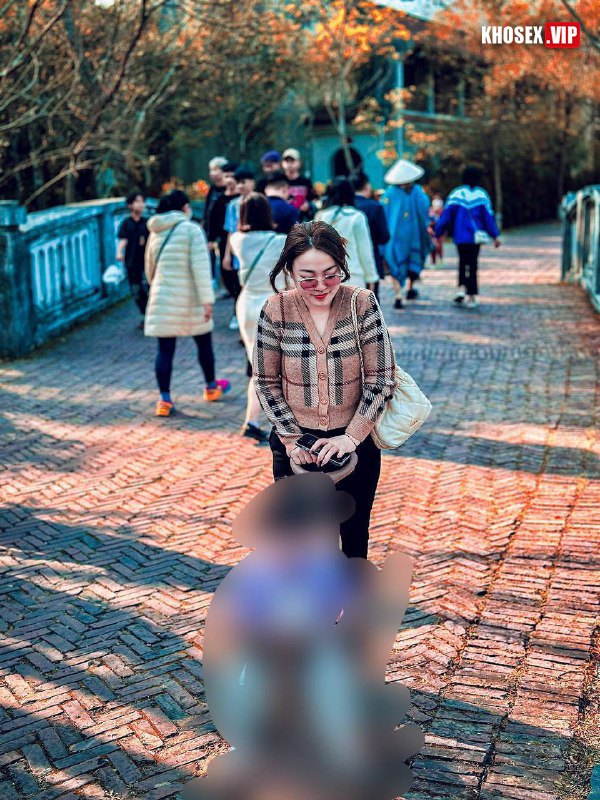 Vợ loli dâm đãng vừa bú vừa đụ em mới thỏa cơn nứng - Hình 08