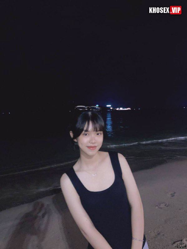 Vợ trẻ đam mê bạo dâm BDSM thích nhét buồi tận họng địt cả 2 lỗ (Full Clip + Pic) – P2 - Hình 06