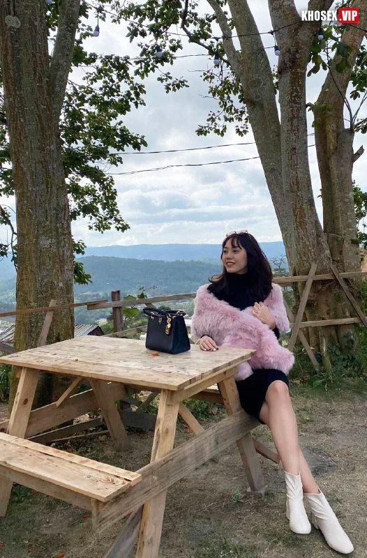 Bé sinh viên vú to cưỡi ngựa rên cực nứng (Full Clip + Pic) 11 Bé sinh viên vú to cưỡi ngựa rên cực nứng (Full Clip + Pic) - Hình 02