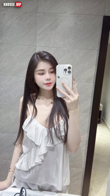 Lộ clip sex địt em Tiểu Long Nữ (Clip + Pic) - Hình 29