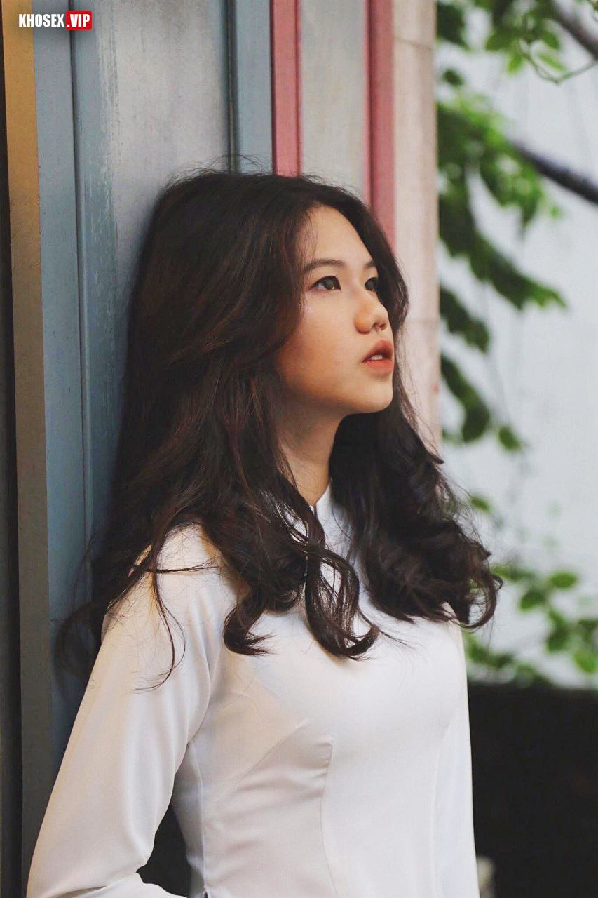 Lộ clip sex Hà My 2k5 học cấp 3 THPT Trương Định - Hình 03