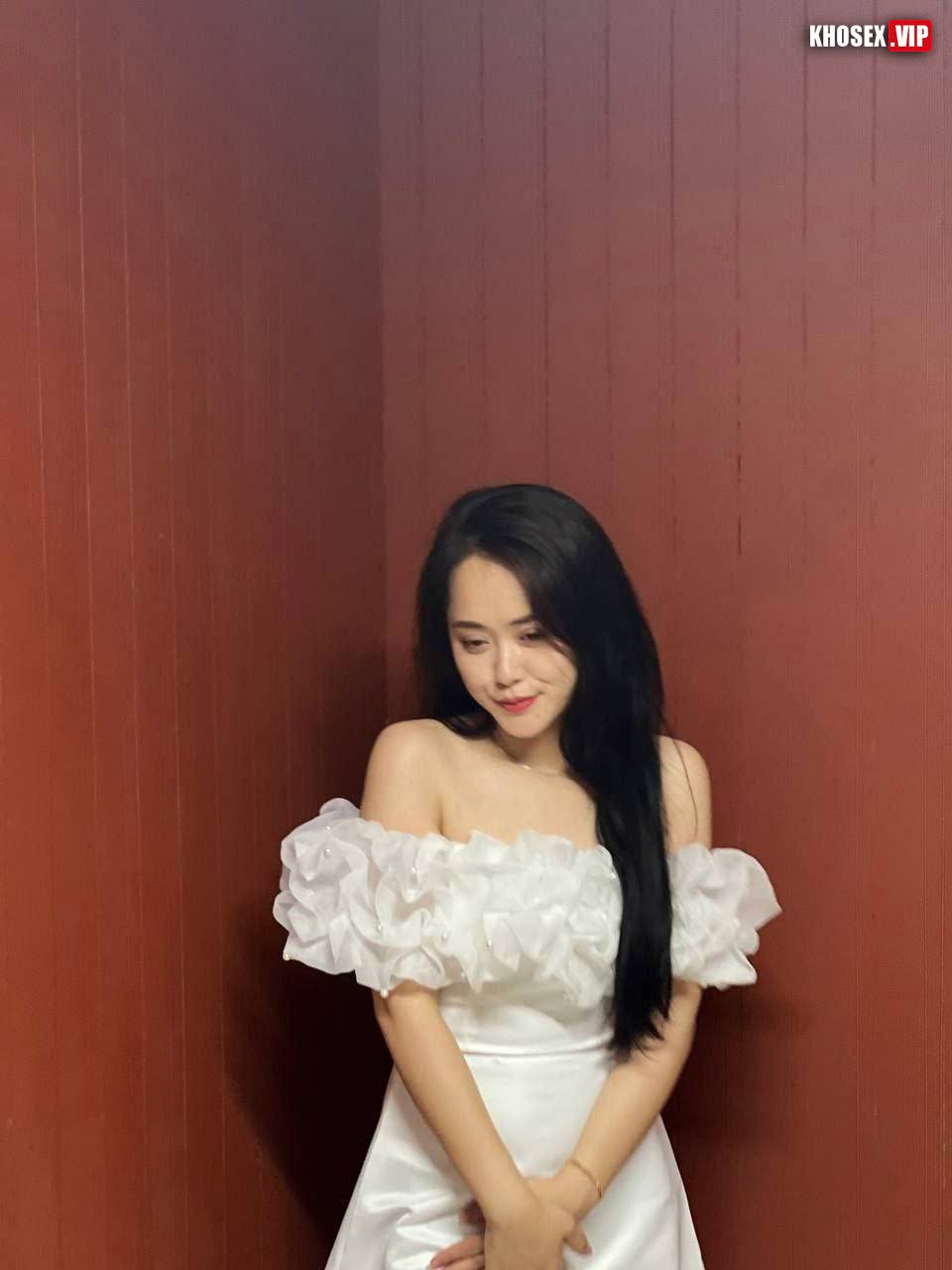 Anh đụ sướng quá em gần ra sắp tè rồi - Hình 03