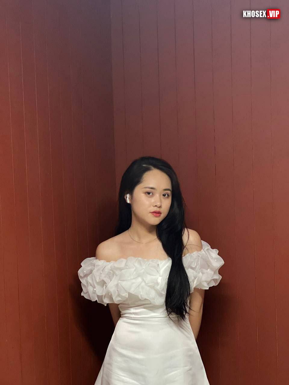 Anh đụ sướng quá em gần ra sắp tè rồi - Hình 04