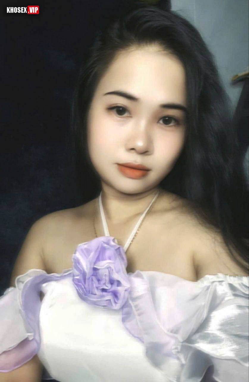 Chồng địt phê quá vợ cầm luôn điện thoại để quay - Hình 02