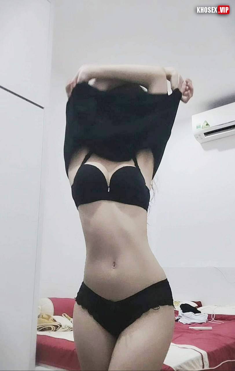 Lộ clip sex tiktoker chan chan em muốn anh bắn vô lồn em - Hình 07