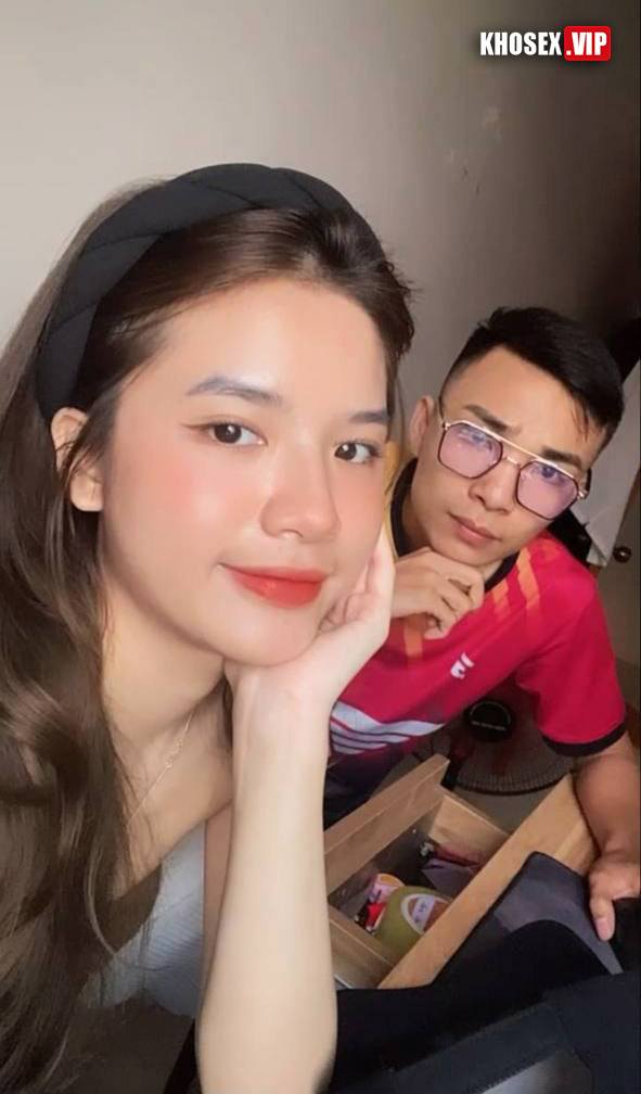 Nhìn mặt em thỏa mãn là biết em lên đỉnh mấy lần rồi - Phần 2 - Hình 04