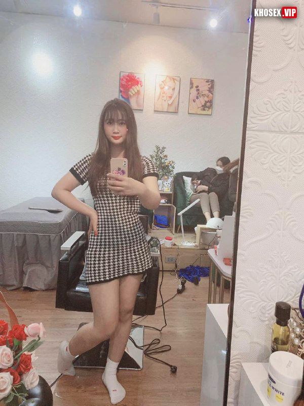 Thanh niên xăm trổ địt mạnh vào chiếc lồn dâm của vợ - Hình 05