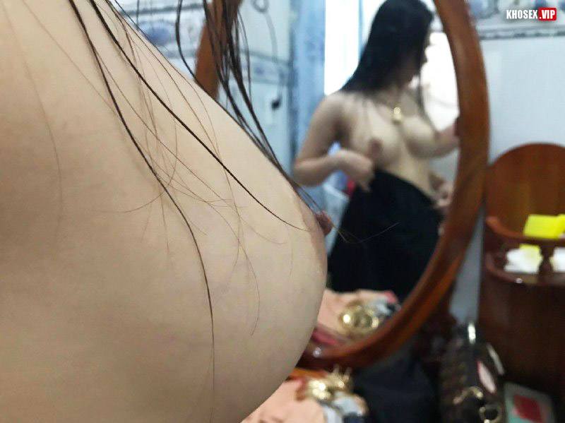 Vợ dâm quá chồng rủ bạn về chơi some con vợ rên la cực nứng - Hình 08