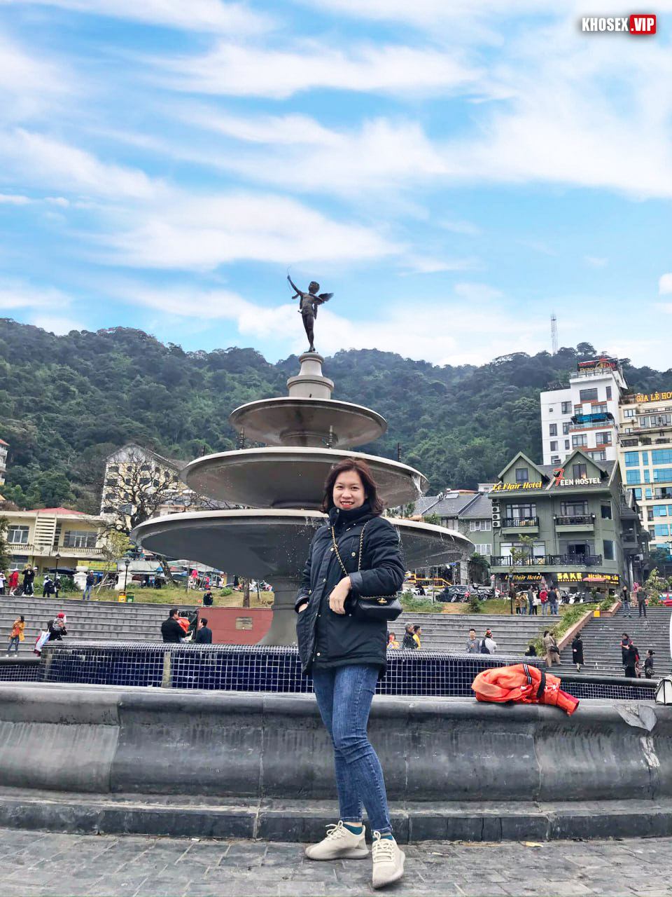 Clip sex Cô giáo Tây Bắc mặc áo dài đỏ địt với chồng cực dâm (Full Clip + Pic) - Hình 38