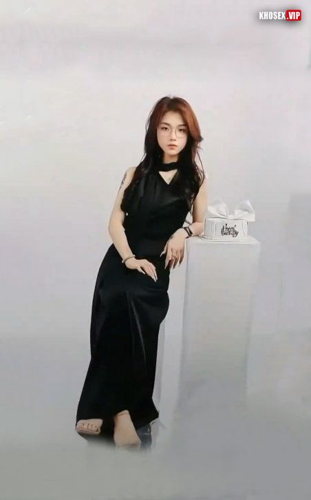 Clip sex Tàu khựa qua việt nam chơi gái - Phần 14 (Tay vịn Hoài Thu 98 B&B KTV Bắc Ninh) - Hình 06