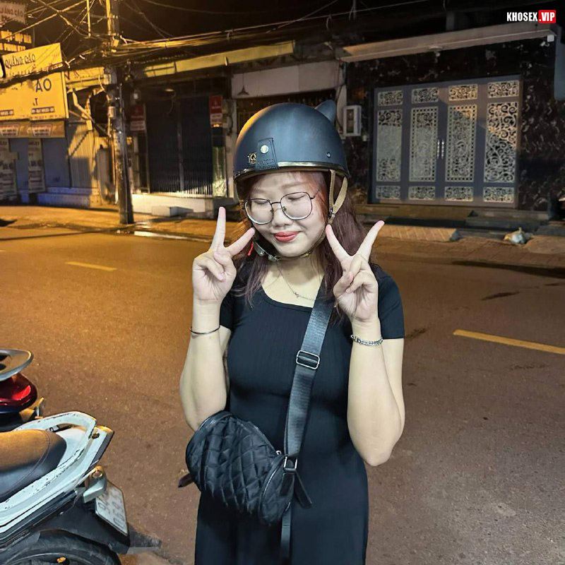 Em ny Chuppy thích cu cưỡi ngựa ra nước trắng xóa - Phần 2 13 Em ny Chuppy thích cu cưỡi ngựa ra nước trắng xóa - Phần 2 - Hình 02