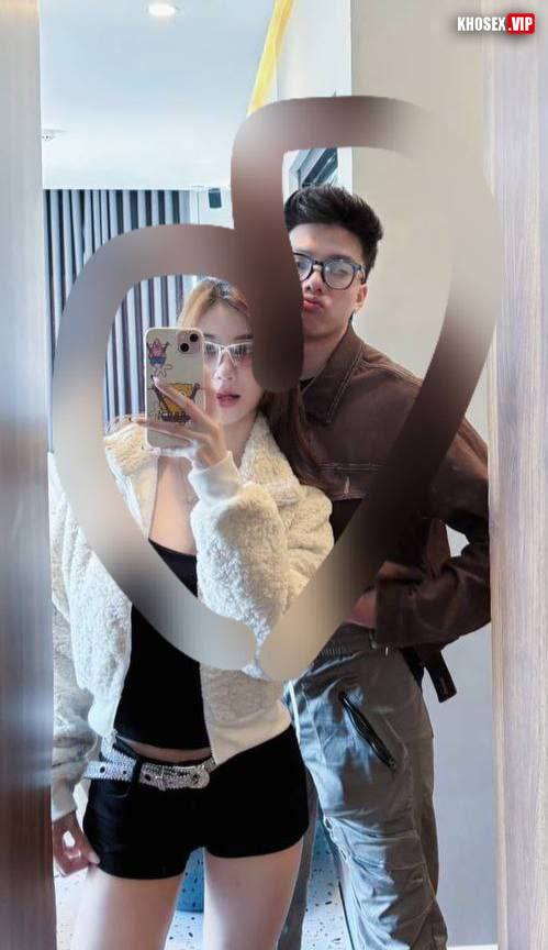 Hà Quỳnh Trang cô bé quàng khăn có cặp vú siêu phẩm lộ clip sex với bạn trai (Full Clip + Pic) - Hình 10