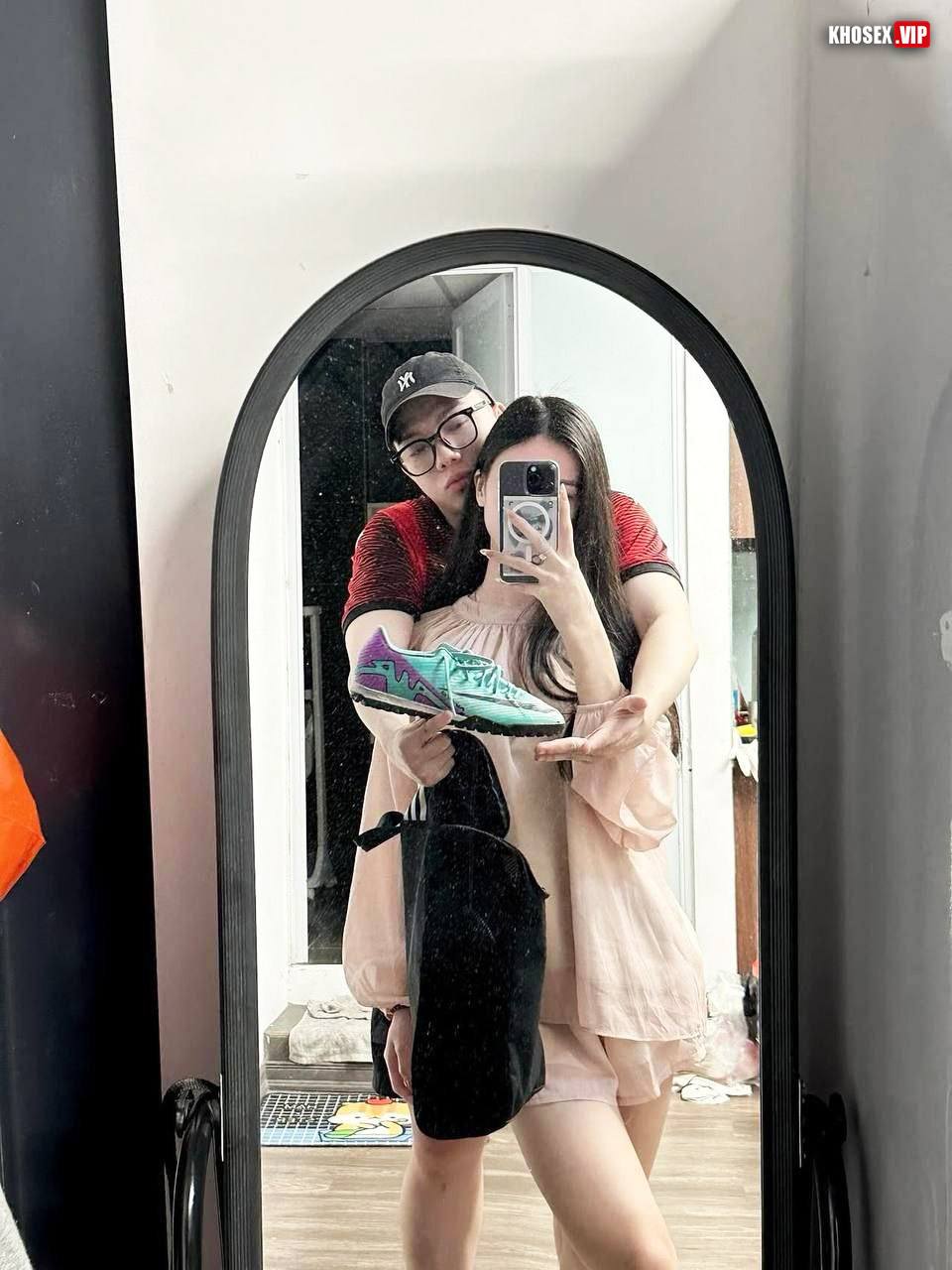 Hà Quỳnh Trang cô bé quàng khăn có cặp vú siêu phẩm lộ clip sex với bạn trai (Full Clip + Pic) - Hình 11