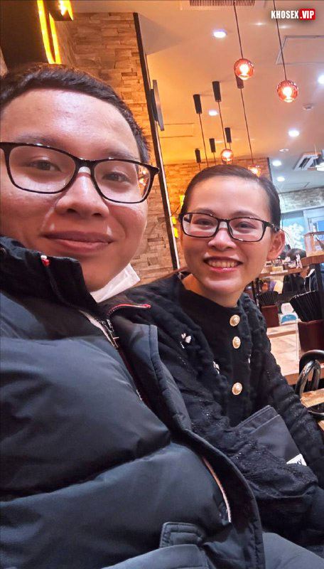 Lộ clip sex đụ em người yêu đeo kính có cái lồn dâm cực múp (Full Clip + Pic) - Hình 15