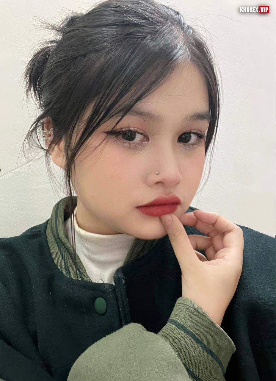 Lộ clip sex em Lê Thảo Phú Thọ bị bạn trai chim to đụ căng cả bướm - Phần 2 - Hình 02