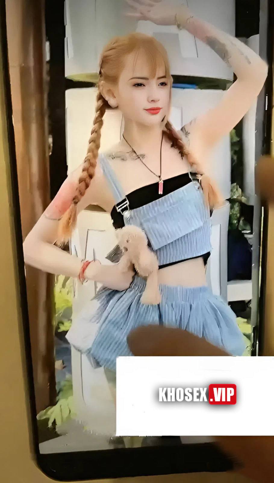 Clip sex Tàu khựa qua việt nam chơi gái – Phần 19 (Khả Vy 2000) - Hình 01