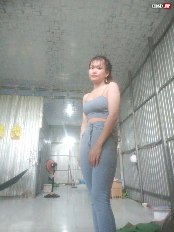 Vợ đang ngủ say chồng vạch quần ra địt cho đỡ nứng - Phần 2 (Full Pic + Clip) - Hình 09