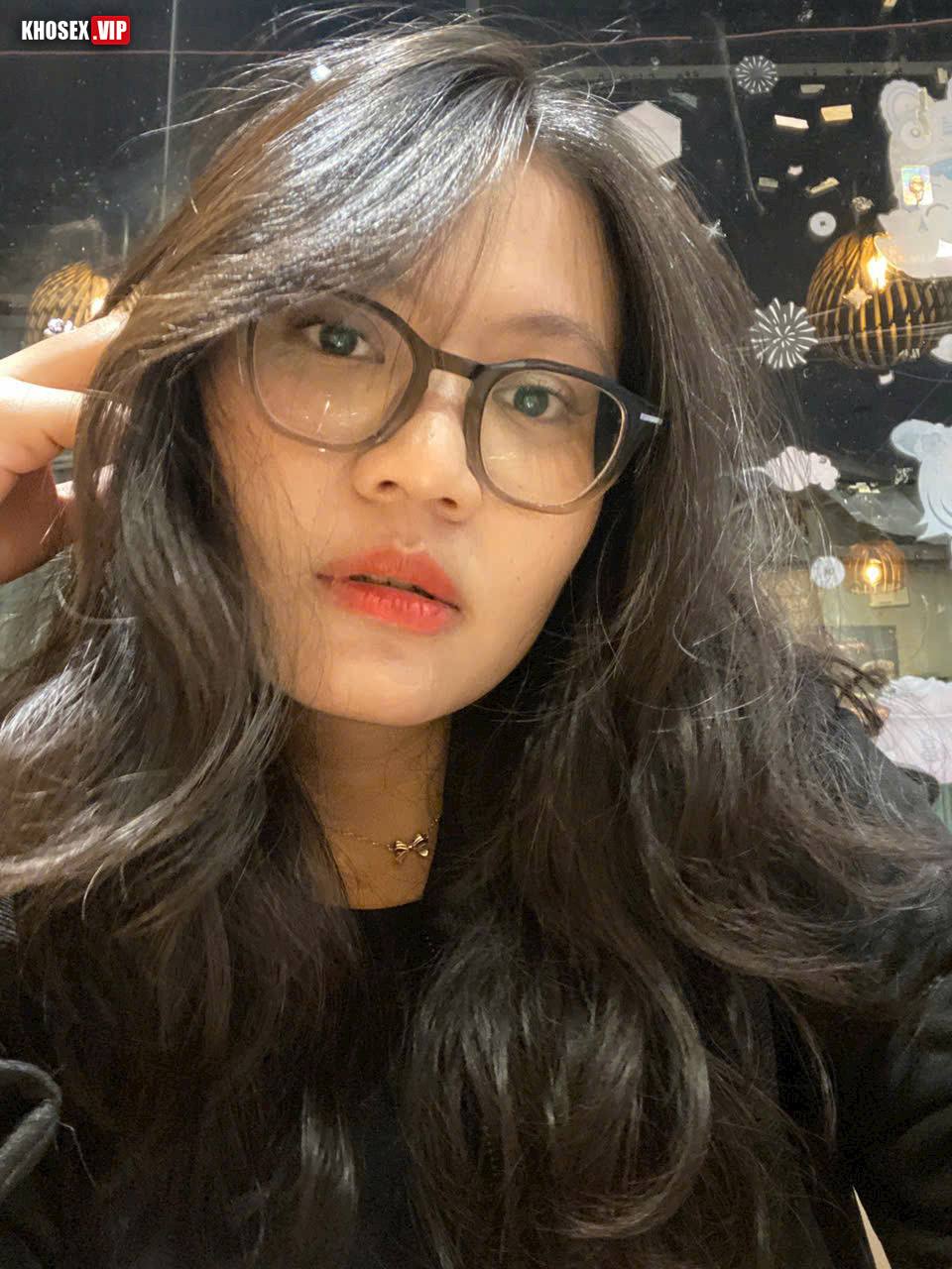 Bé 2k1 lồn múp dâm đãng bdsm rên thổi kèn lút cán - Hình 02