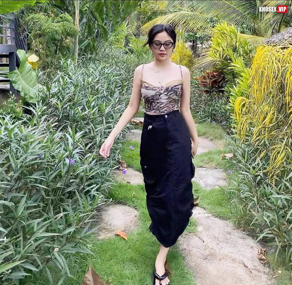 Chịch em mẫu ảnh vú to xinh ngon trong nhà nghỉ - Phần 2 32 Chịch em mẫu ảnh vú to xinh ngon trong nhà nghỉ - Phần 2 - Hình 13