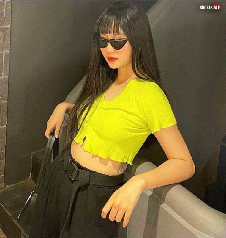 Chịch em mẫu ảnh vú to xinh ngon trong nhà nghỉ - Phần 2 37 Chịch em mẫu ảnh vú to xinh ngon trong nhà nghỉ - Phần 2 - Hình 18