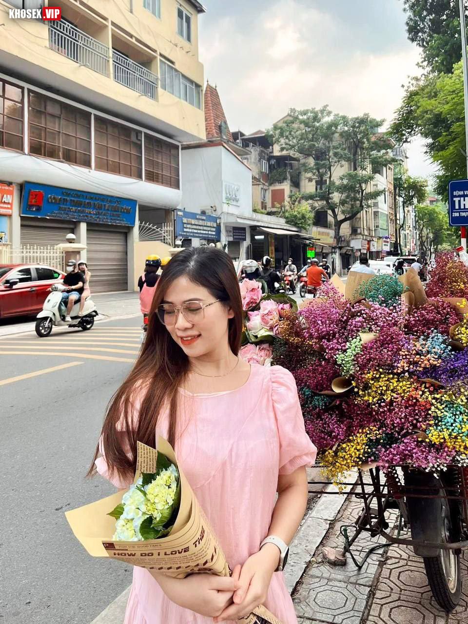 Clip sex Lái chị máy bay người yêu cũ được chị phục vụ từ a đến z (Full Clip + Pic) - Hình 02