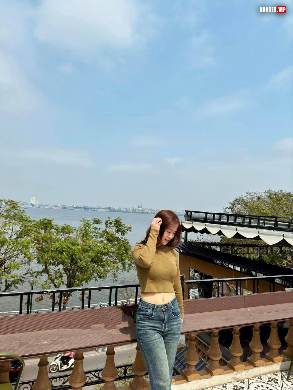 Clip sex Lái chị máy bay người yêu cũ được chị phục vụ từ a đến z (Full Clip + Pic) - Hình 14