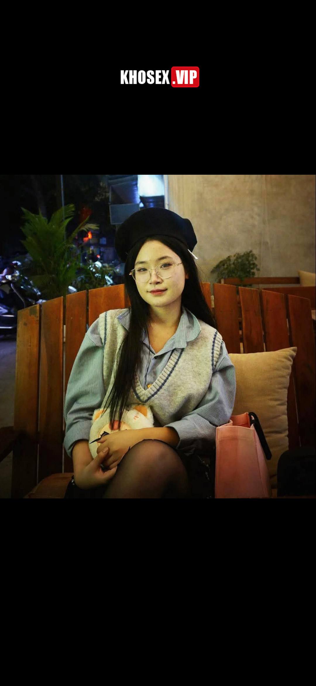 Clip sex Thùy Dương 2k10 Cầu Diễn Hà Nội (Full Clip + Pic) - Hình 09