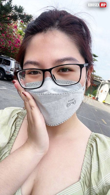 Dập em như máy khâu làm em sướng rên la - Hình 03