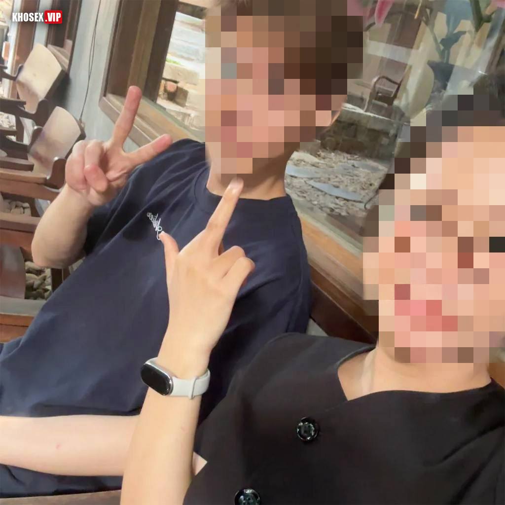 Địt nát lồn em người yêu của thằng bạn - Hình 01