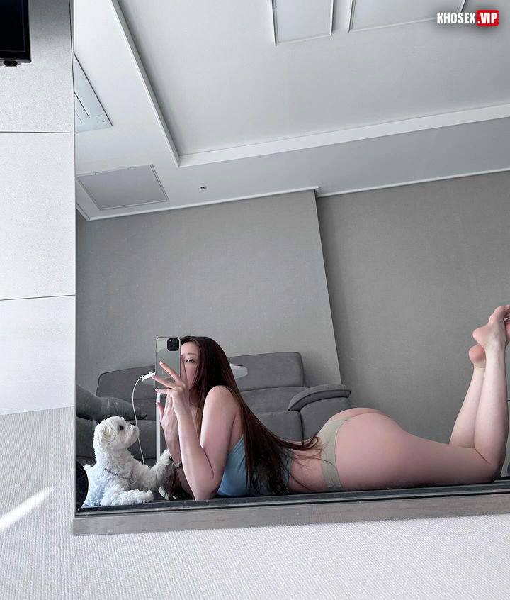 Gái say rượu trong toilet bị nhiều thằng địt - Hình 04