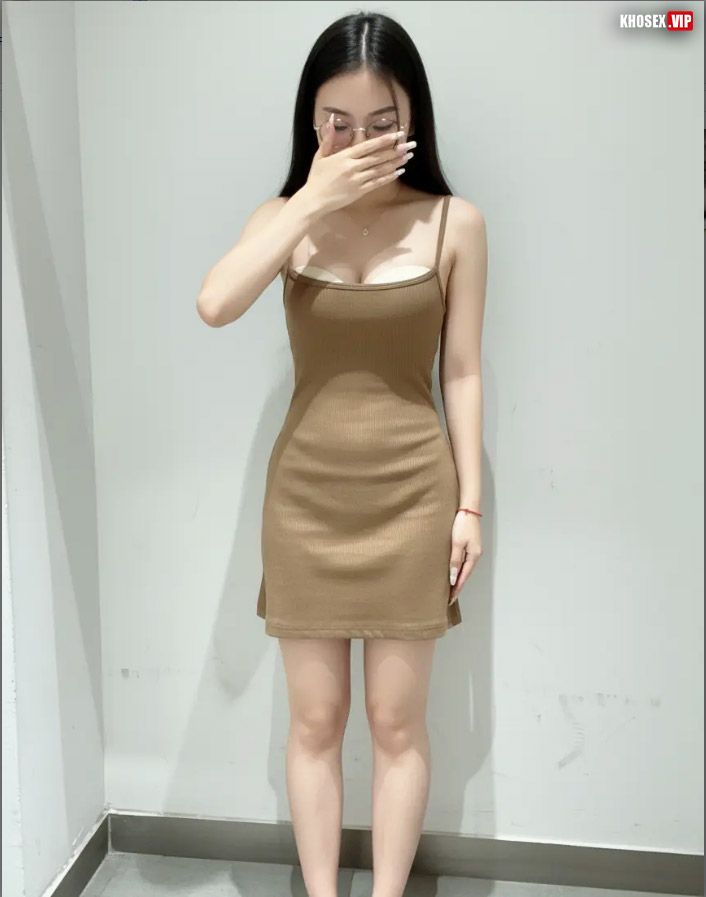 Hành trình làm đỉ của vợ chinh phục hết cặc trong cty - Hình 01