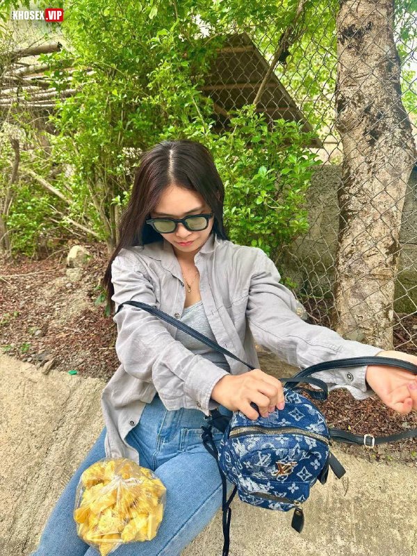 Vợ dâm lồn múp thích cosplay khi chịch - Phần 1 5 Vợ dâm lồn múp thích cosplay khi chịch - Phần 1 - Hình 01