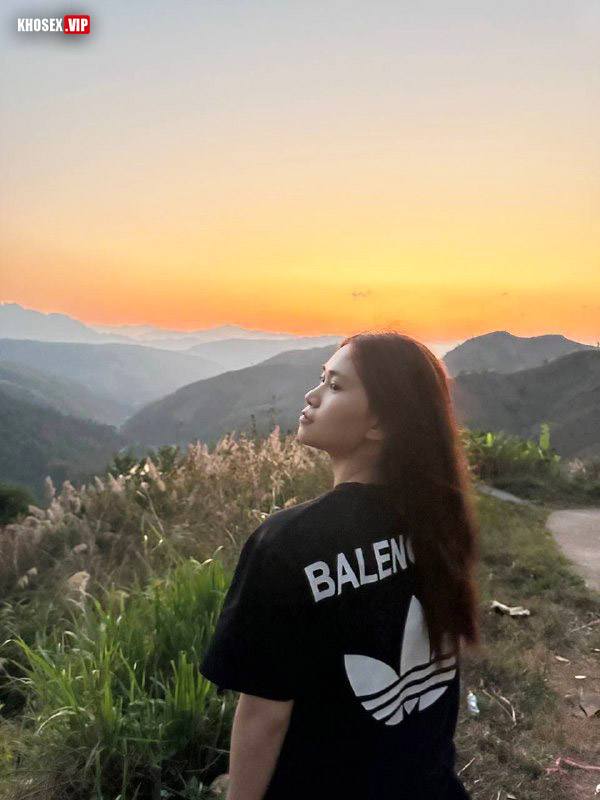 Vợ dâm lồn múp thích cosplay khi chịch - Phần 1 6 Vợ dâm lồn múp thích cosplay khi chịch - Phần 1 - Hình 02