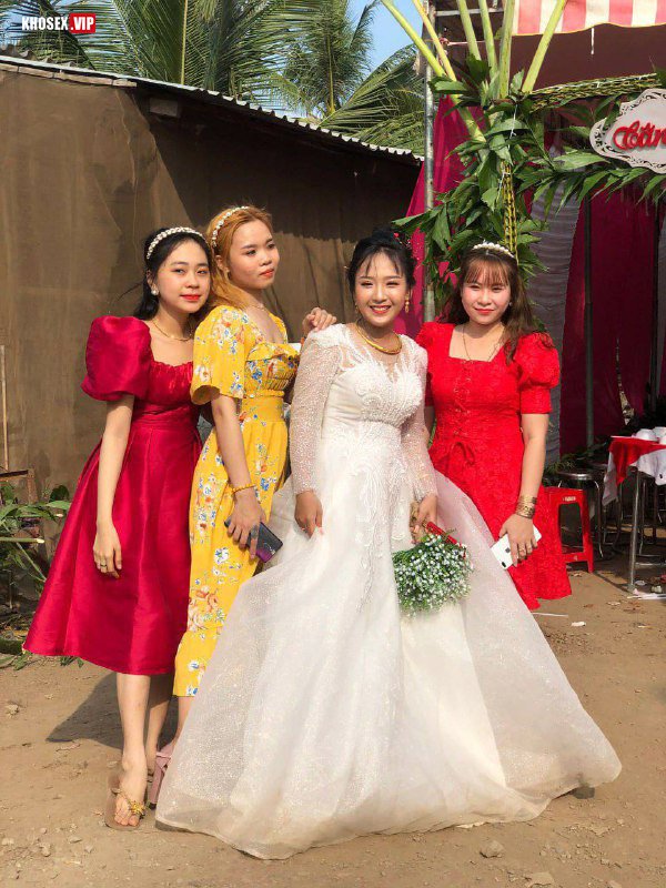 Clip sex việt Vợ chồng Bình Dương địt vợ lên đỉnh 6 lần trong 1 đêm xuất tinh ngập bướm - Phần 2 - Hình 01