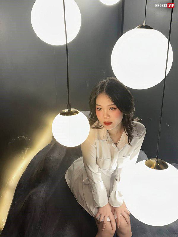 Vừa chịch vừa vỗ mông em người yêu cực ngon (Full Clip + Pic) - Hình 07